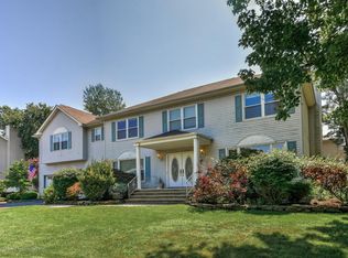 2 Sophia Dr, Hazlet, NJ 07730