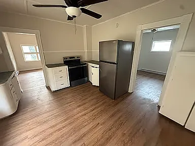 1008 Mount Vernon Ave #3 — Photo 2