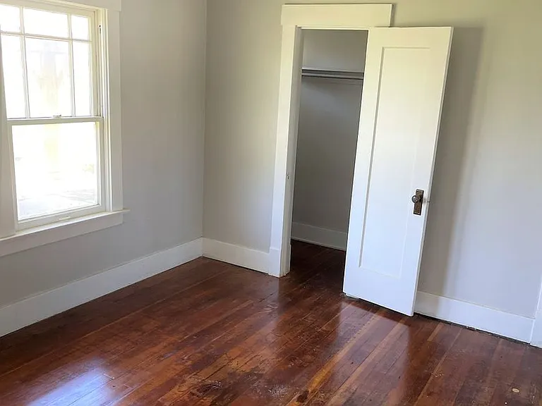 820 Milner St — Photo 7