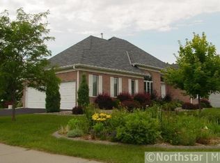 8439 Carriage Hill Bay, Savage, MN 55378