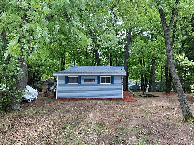 1st image of 4480 N Eberhart Ave