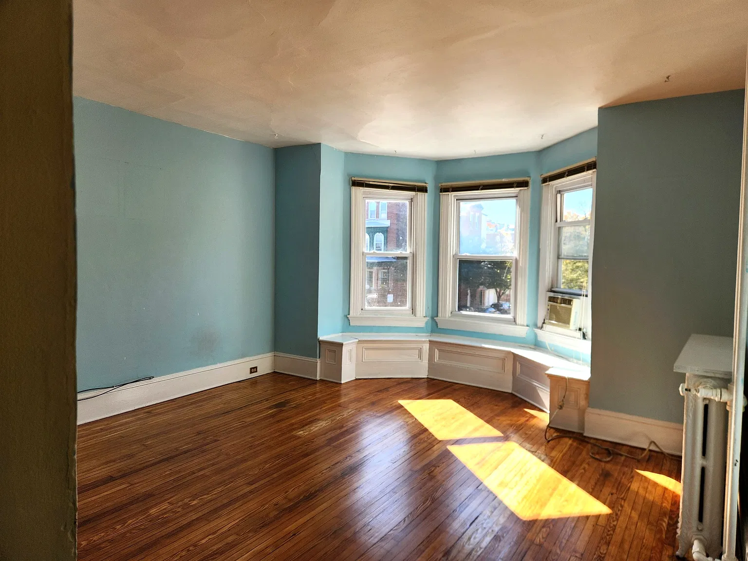 1 bed, 1000 sqft, $1,500 — Photo 2