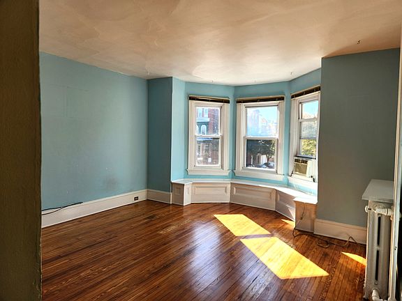 2nd image of 3001 N Calvert St APT 2