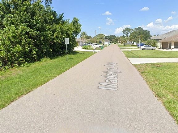 5th image of 23134 Madelyn Ave