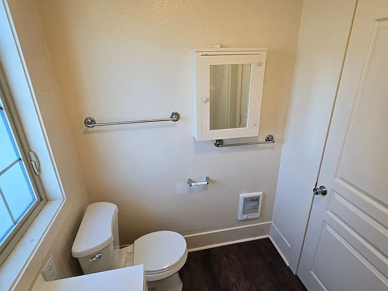 114 N Touchet St — Photo 12