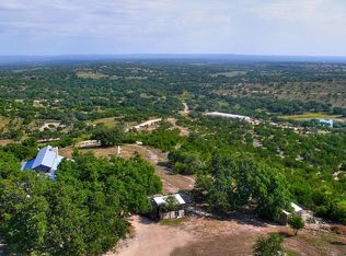 377 Shiloh Rd, Johnson City, TX 78636