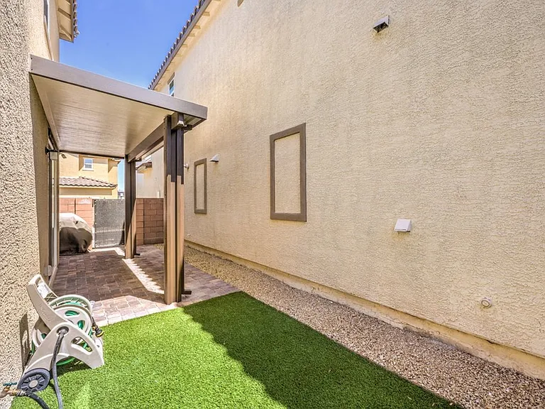2648 Montesilvano Pl — Photo 41