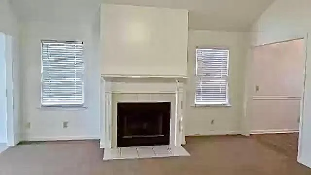 3 bed, 1504 sqft, $1,650 — Photo 2
