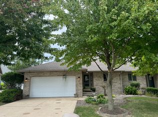 121 Meadows Rd N, Bourbonnais, IL 60914