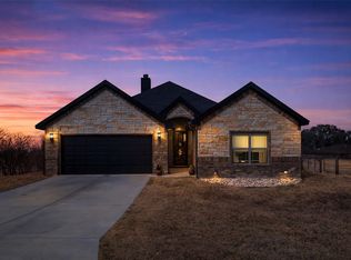 1306 E Apache Trl, Granbury, TX 76048
