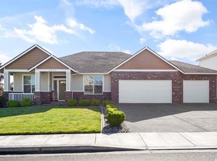 2927 Redrock Ridge Loop, Richland, WA 99354