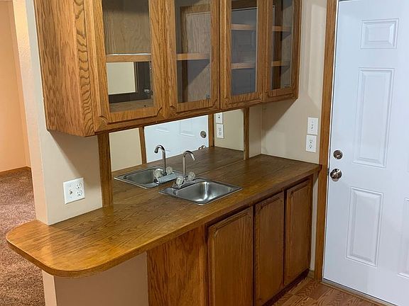 3rd image of 9735 Pino Dr