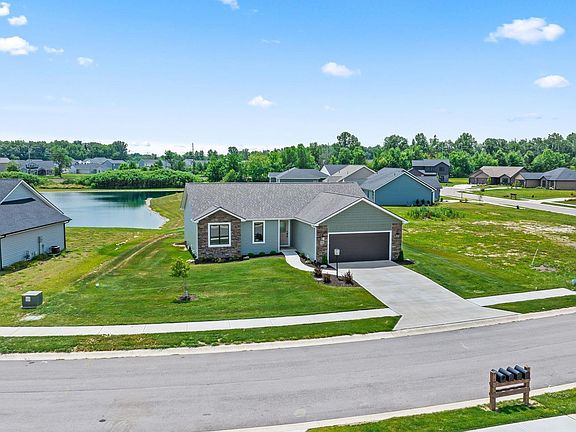 4th image of 984 Zenos Blvd
