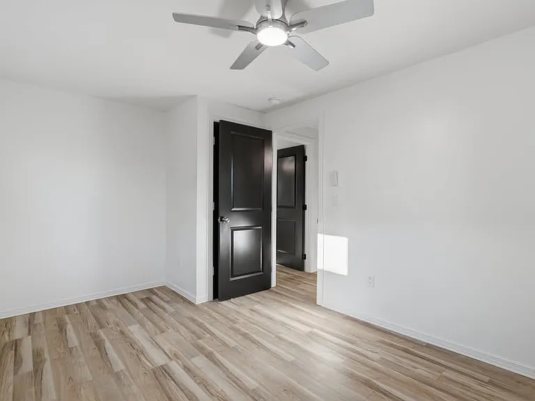 1143 SE 19th St — Photo 14