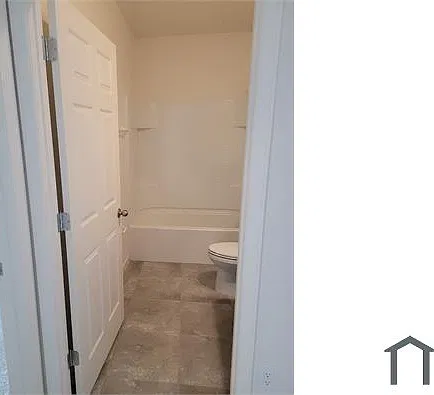 4 bed, 1828 sqft, $2,500 — Photo 4