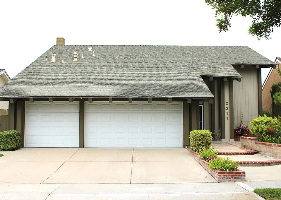 2311 Basswood Cir