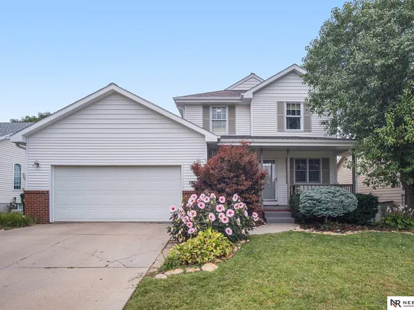7420 S 20th St, Lincoln, NE 68512