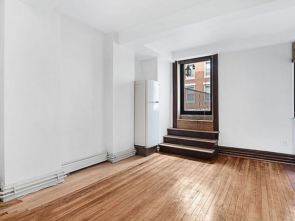 5th image of 431 E 12th St APT 2A