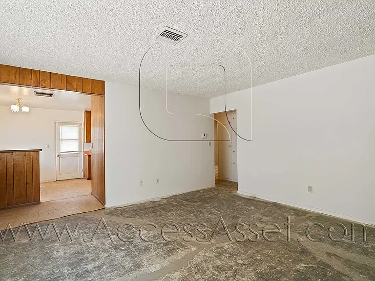 18499 Shay Rd #1 — Photo 11