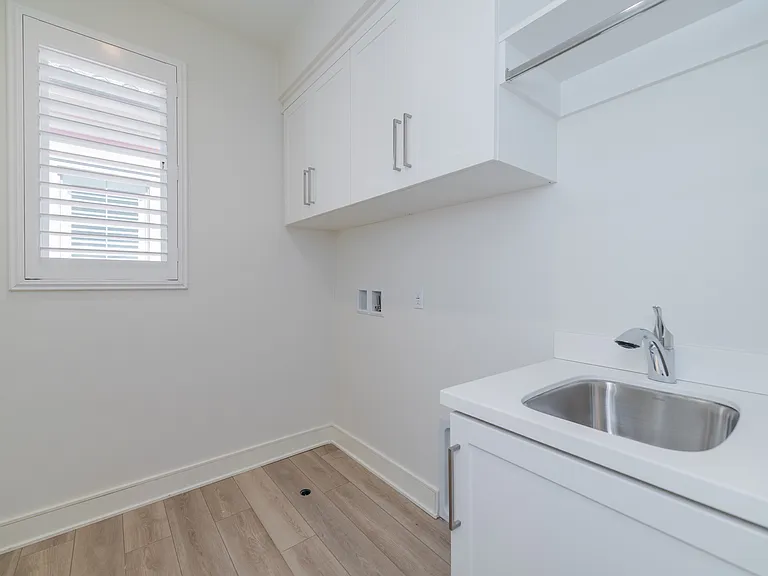 133 Lomita — Photo 9