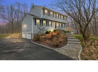 135 Church St, Monroe, CT 06468