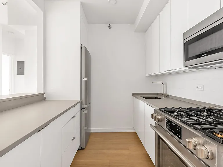 75 W End Ave #S6I — Photo 6