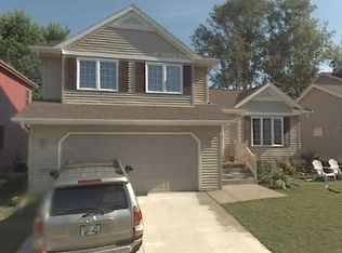 3572 Flagstone Cir, Middleton, WI 53562