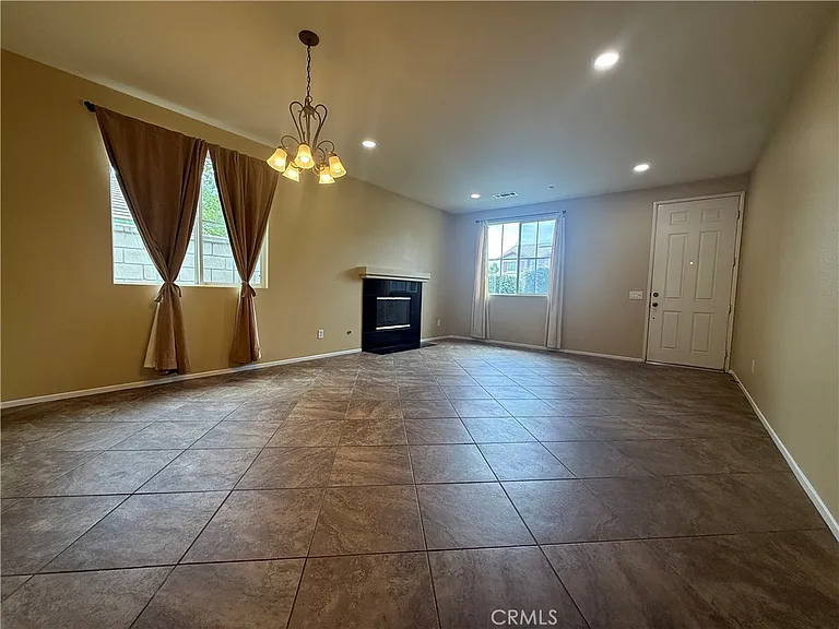 7219 Riley Dr — Photo 3