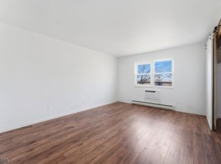 100 Pierson Miller Dr BLDG F #22, Pompton Lakes Boro, NJ 07442