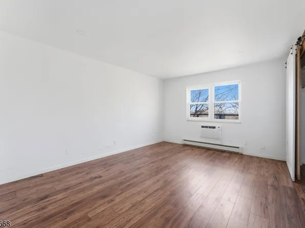 100 Pierson Miller Dr BLDG F #22, Pompton Lakes Boro, NJ 07442