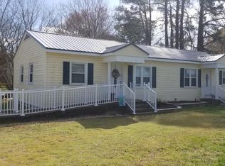 27425 Handsom Rd, Franklin, VA 23851
