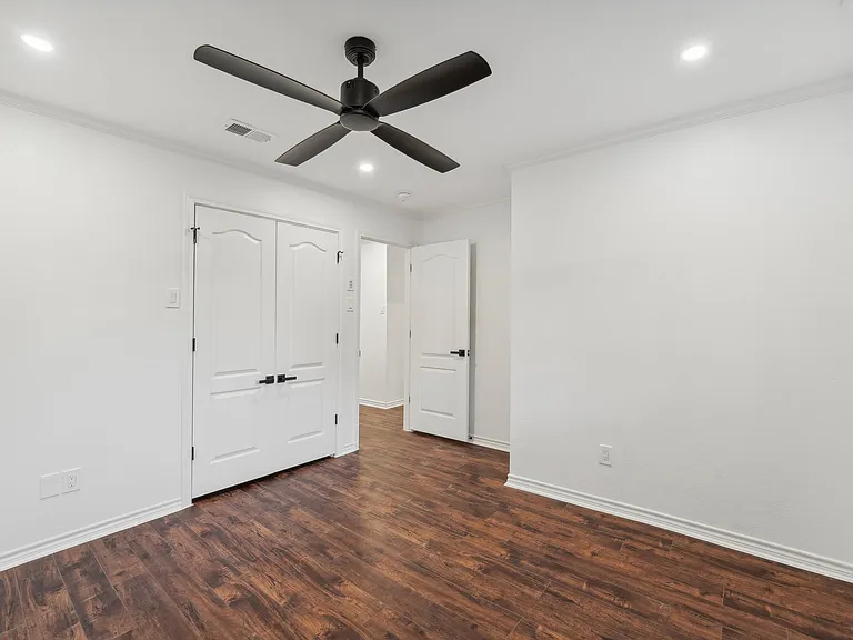 1739 Starwood Dr — Photo 29