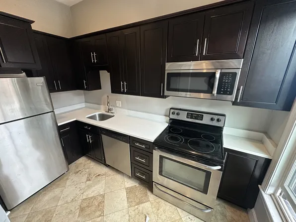 669 Massachusetts Ave #2, Boston, MA 02118
