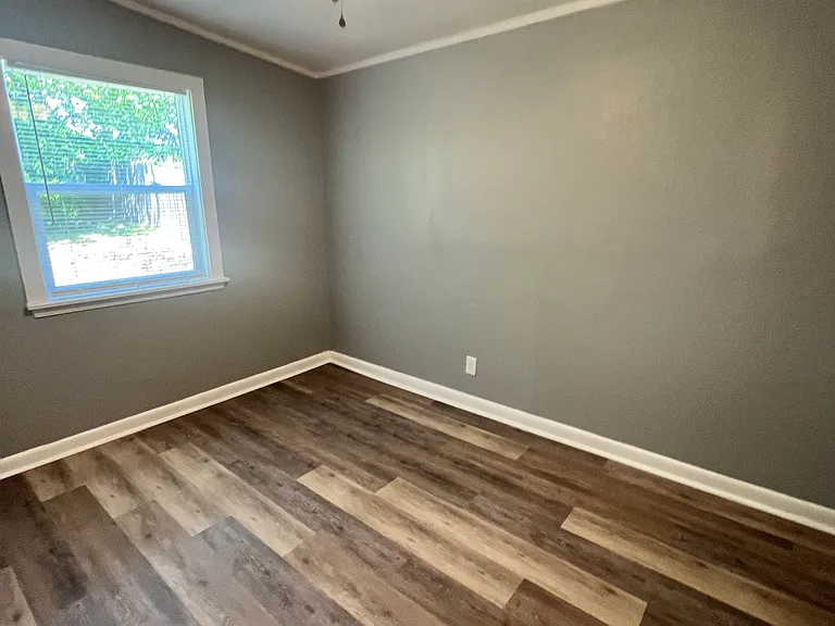 3922 N Delaware Ave — Photo 7