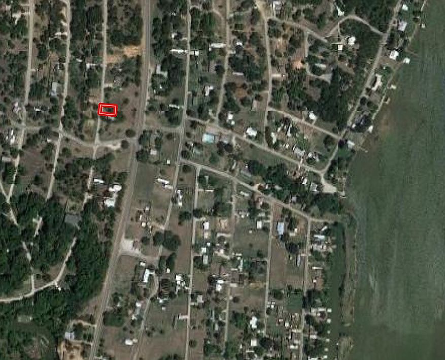 2nd image of Lake Granbury Trl