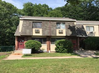 14 High Path Rd #14, Windsor, CT 06095