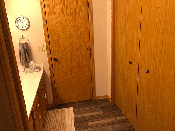 Bathroom Upstairs 