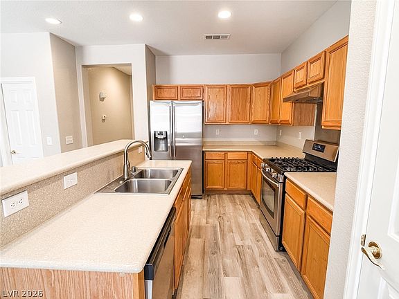 5th image of 9082 Wine Cellar Ave
