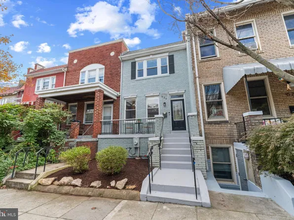 626 Otis Pl NW, Washington, DC 20010