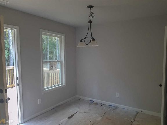 3rd image of 305 Evelyn Dr #22
