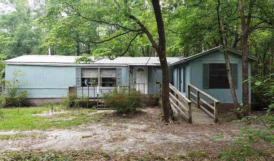 1st image of 891 Angela Dr