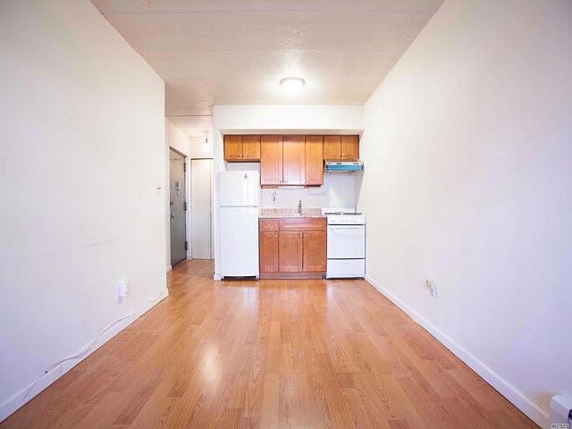 1st image of 13925 34th Ave #101