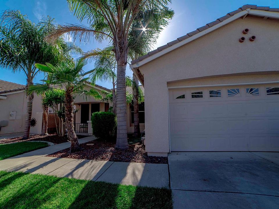 1st image of 9790 Paso Fino Way