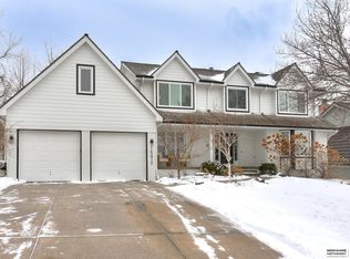 15417 Lloyd St, Omaha, NE 68144