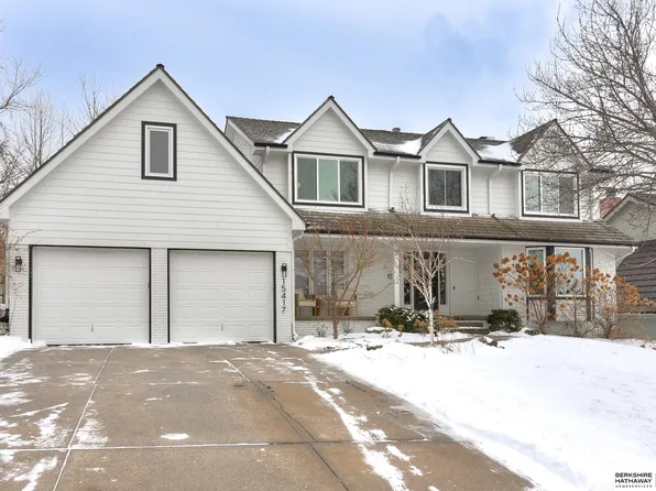 15417 Lloyd St, Omaha, NE 68144