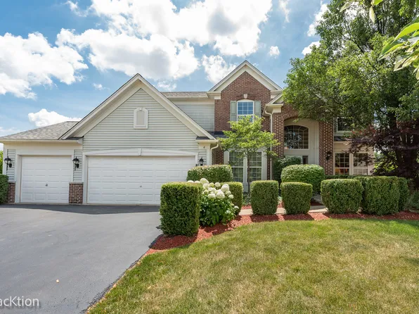 4 Marshall Ash Ct, Bolingbrook, IL 60490