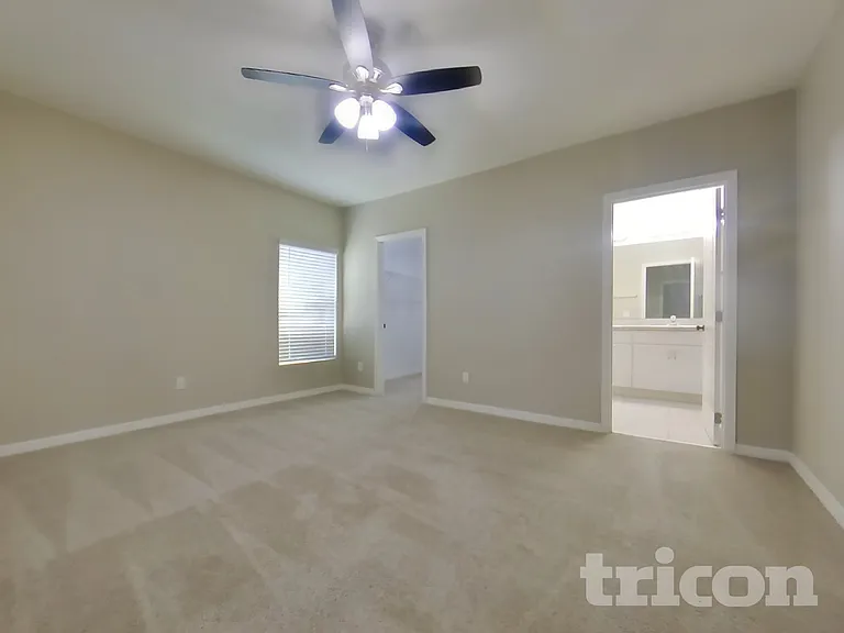 95 Prairie Falcon Dr — Photo 6