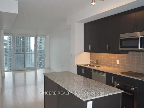 1 The Esplanade, Toronto, ON