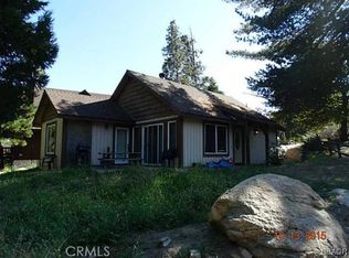 570 Kissing Rock Rd, Crestline, CA 92325