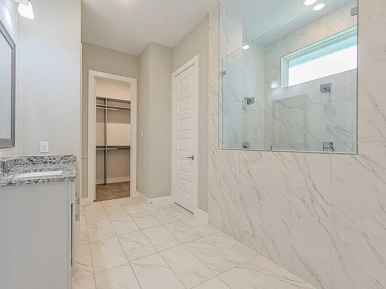 10334 Fountain Shore Dr — Photo 28